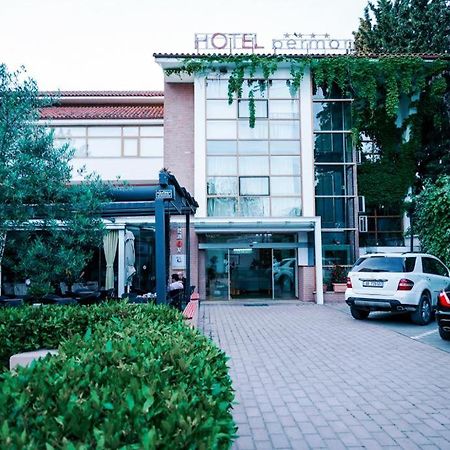 Hotel Bermon ティラナ エクステリア 写真