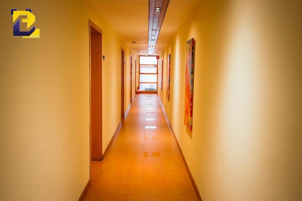 Hotel Bermon ティラナ エクステリア 写真